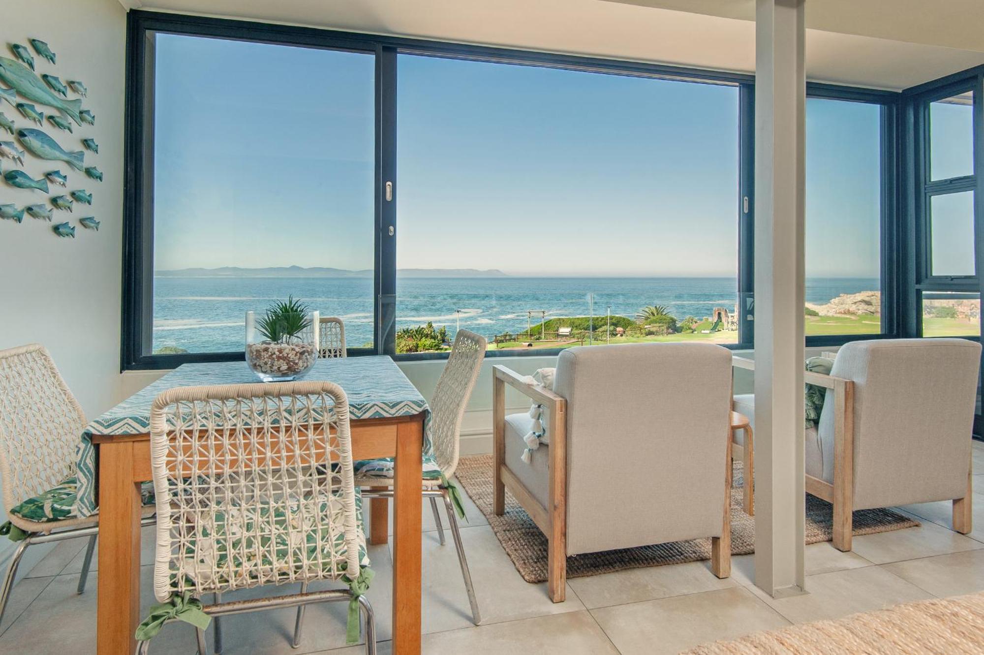 Walker Bay Luxury Seafront Apartment Hermanus Buitenkant foto