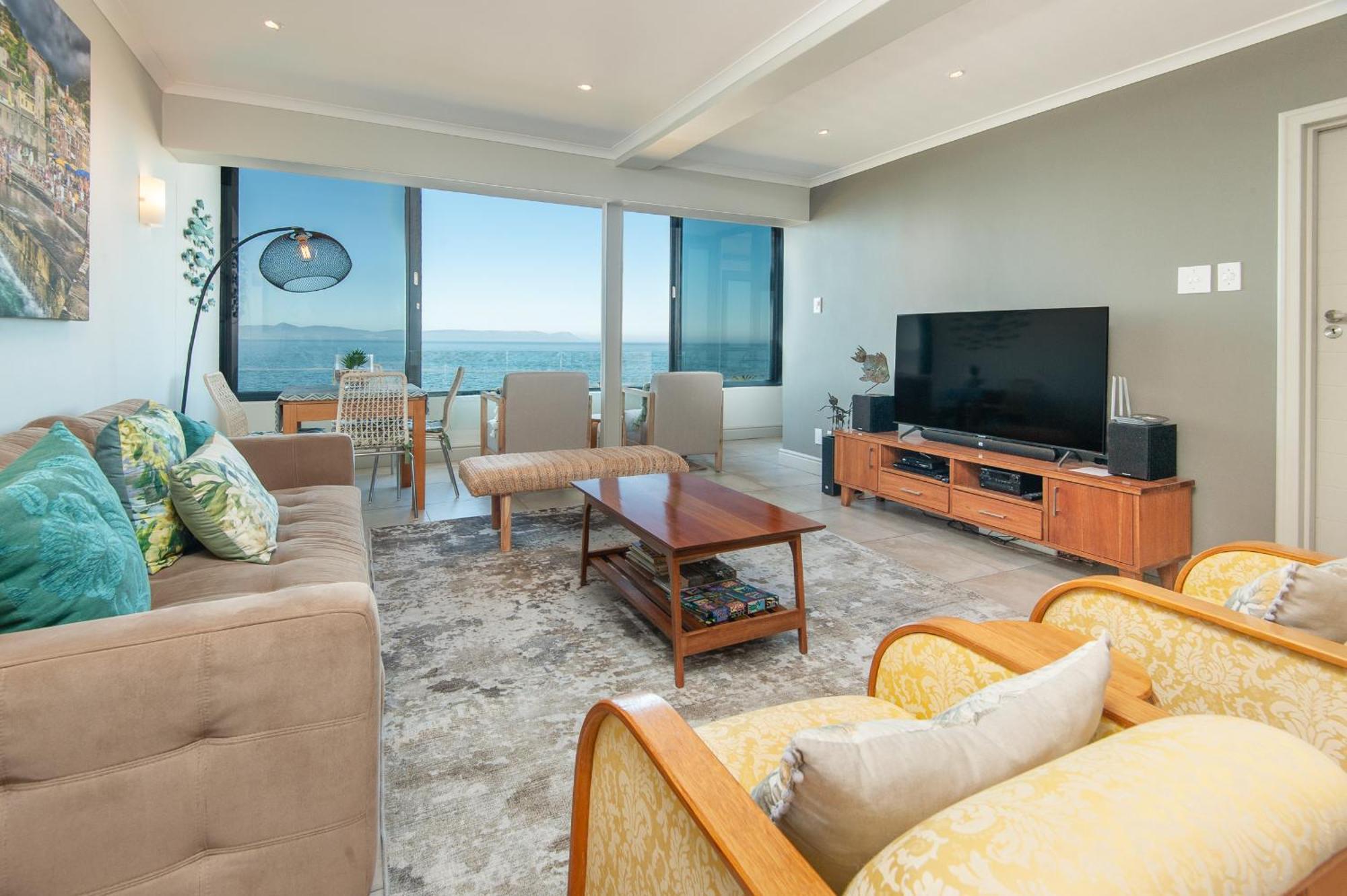 Walker Bay Luxury Seafront Apartment Hermanus Buitenkant foto